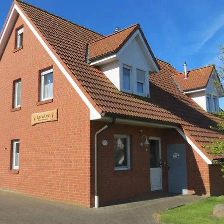Ferienwohnungen Wiek, Haus Luv & Lee Wiek auf Ruegen Exterior photo