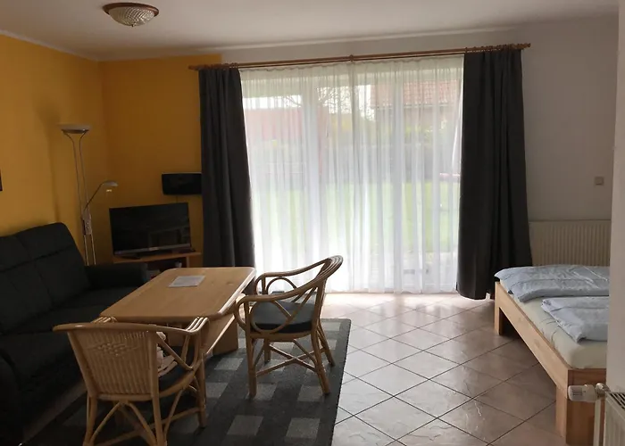 Ferienwohnungen Wiek, Haus Luv & Lee