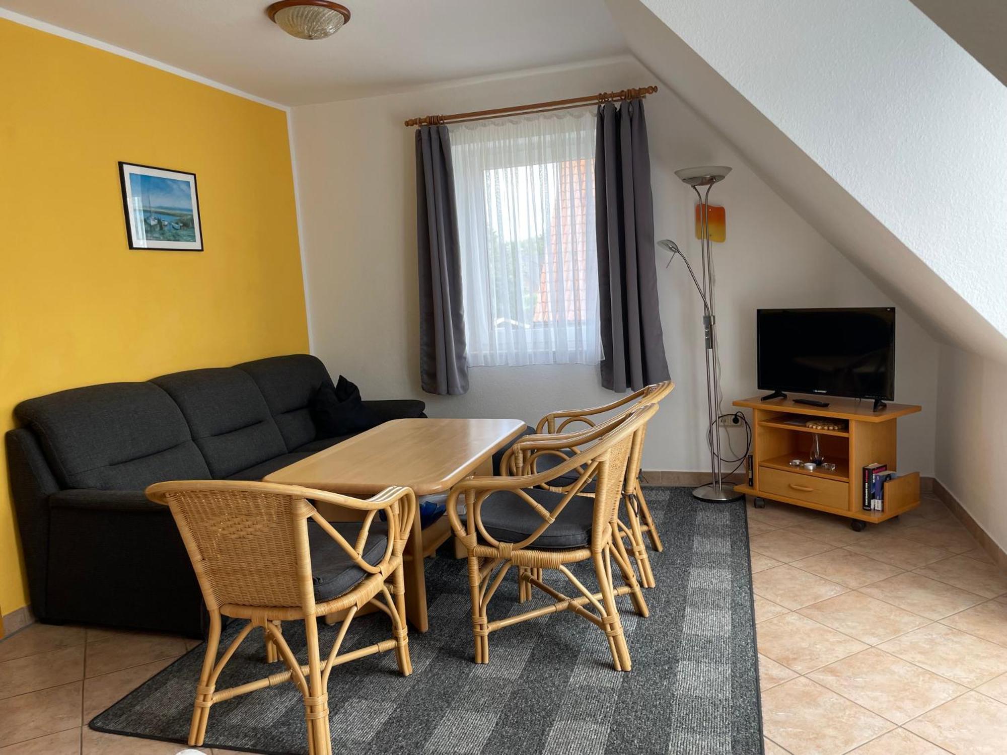 Apartment Wiek, Haus Luv & Lee *